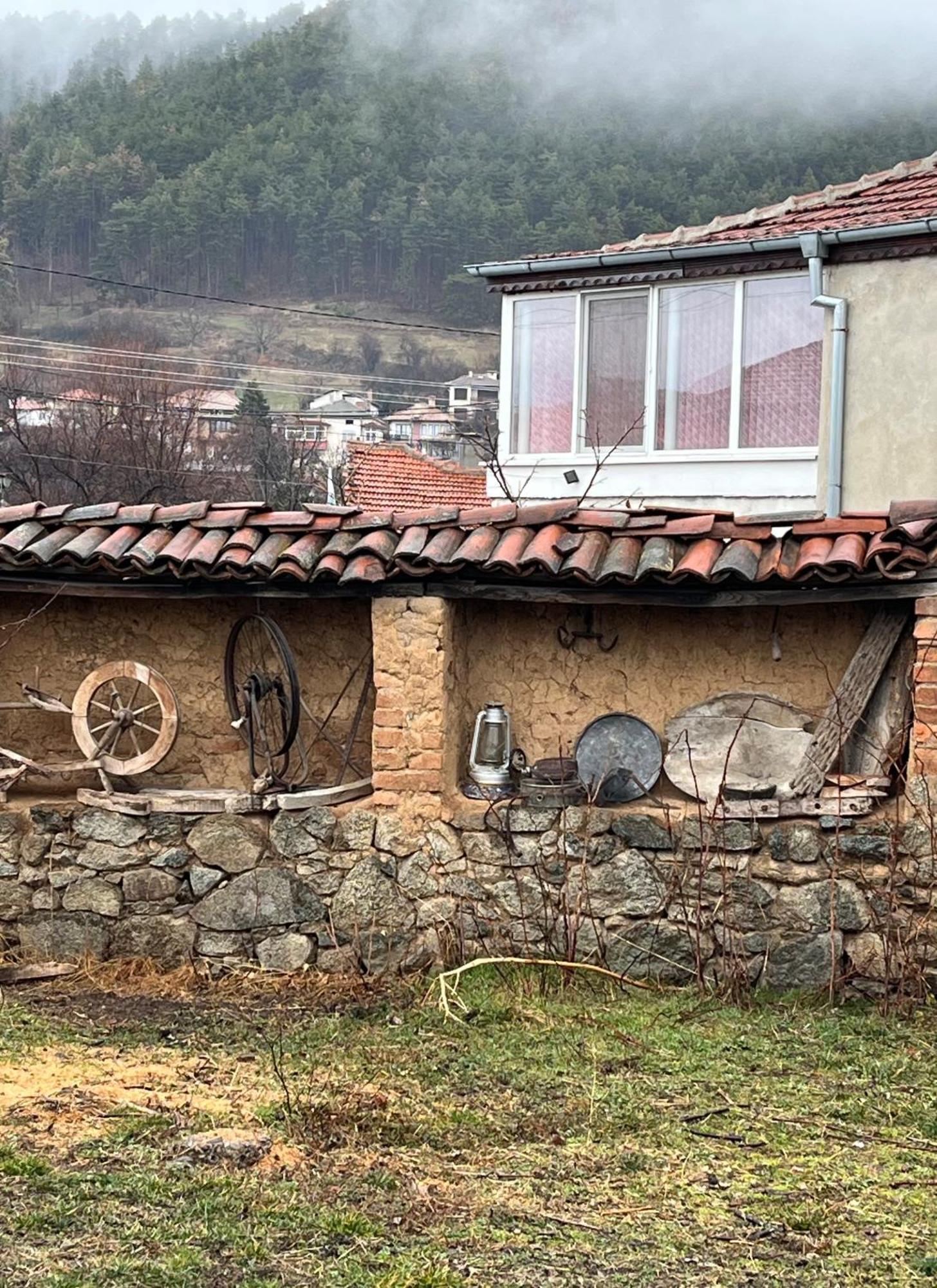 Къща Христини Hotel Kalofer Bagian luar foto
